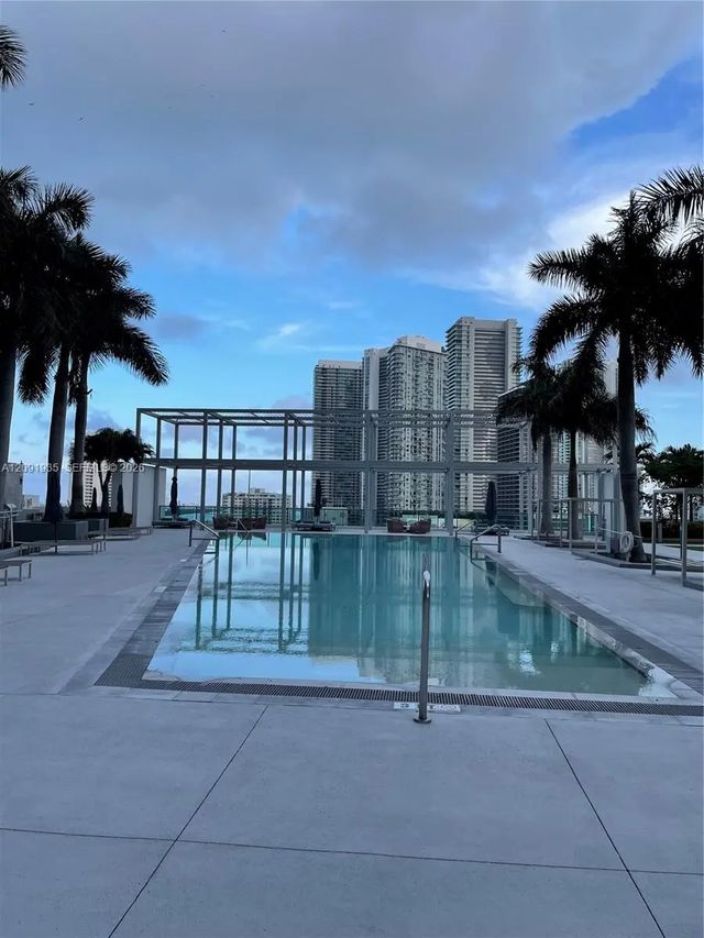 4 of 28 - 3301 Ne 1st Avenue #h2501, Miami, FL