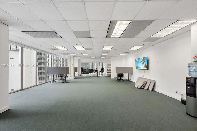 5 of 16 - 150 Se 2nd Avenue #1025, Miami, FL