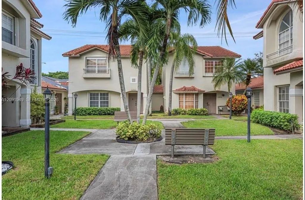 10837 Nw 8th Street, Pembroke Pines