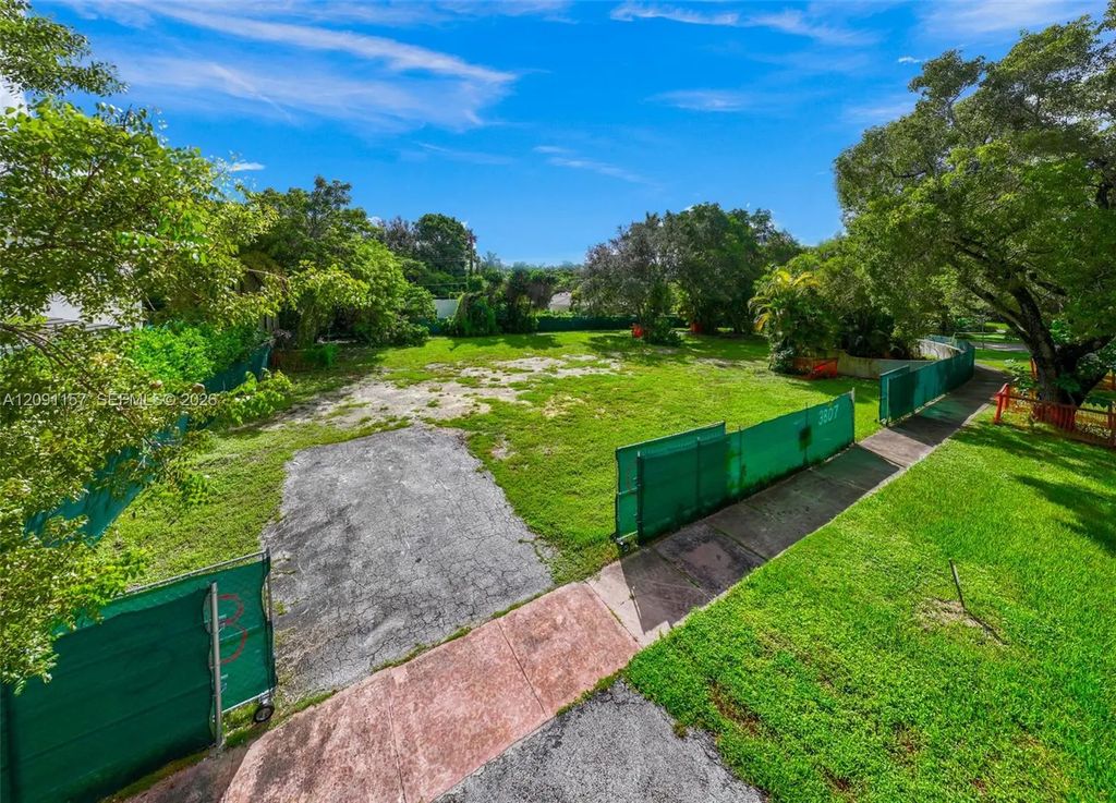 3807 Durango Street, Coral Gables