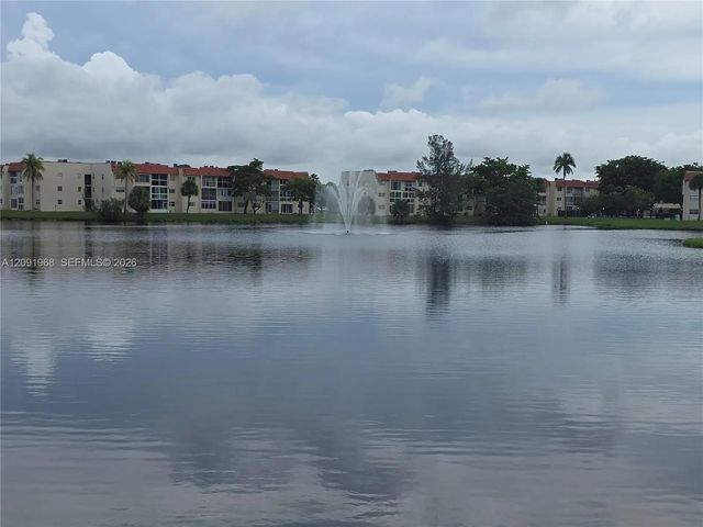 3 of 28 - 3071 E Sunrise Lakes Drive #107, Sunrise, FL