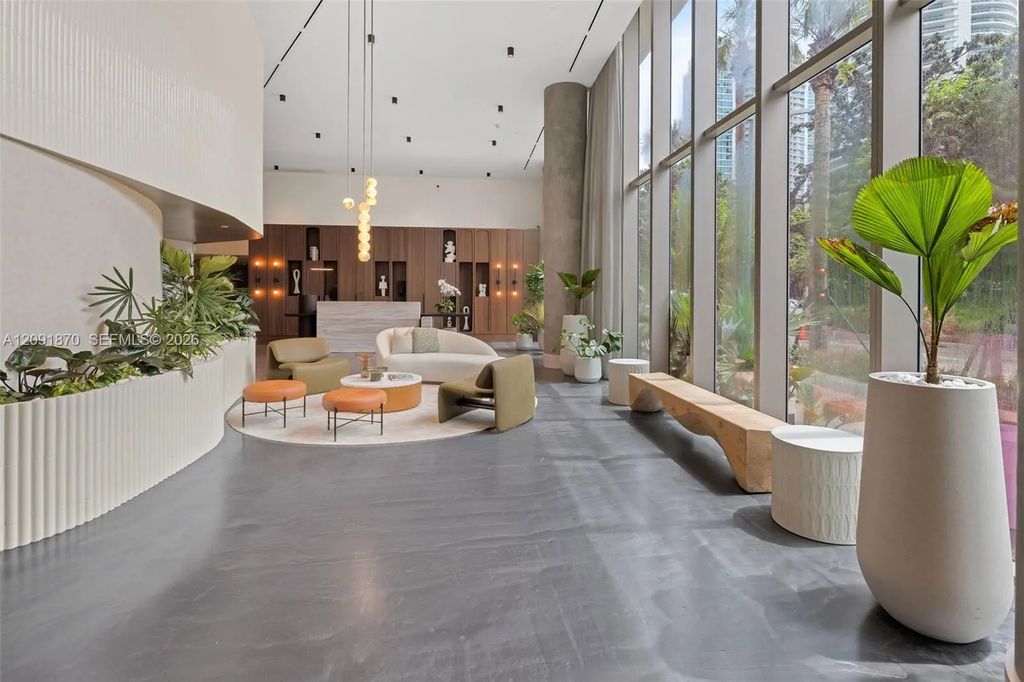 2200 Brickell Avenue #206, Miami