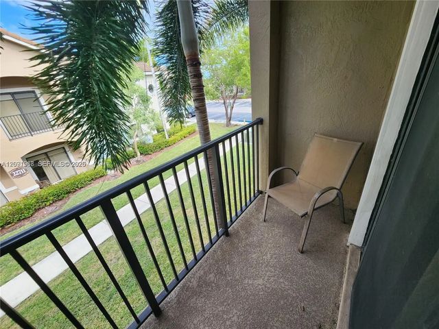 5 of 25 - 22811 Sw 88th Place #6-22, Cutler Bay, FL