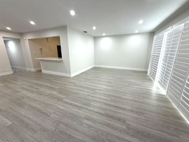 2 of 20 - 8104 Sw 81st Place, Miami, FL