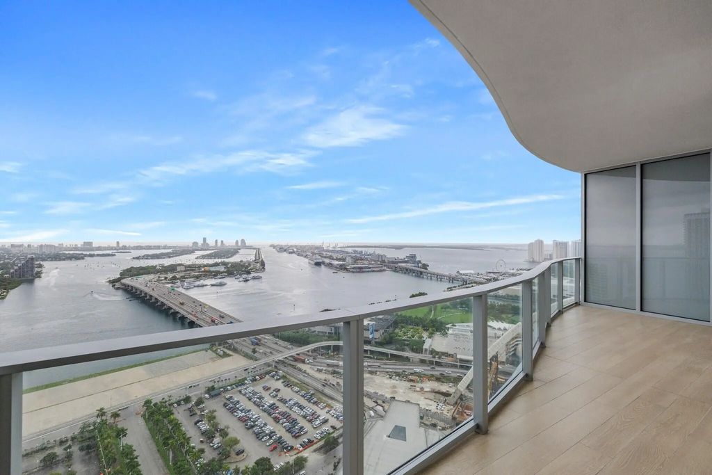 1400 Biscayne Boulevard #4003, Miami