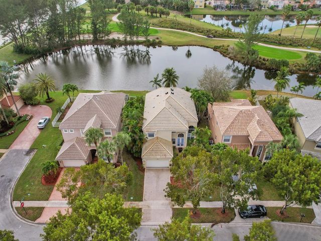 2111 Reston Circle, Royal Palm Beach