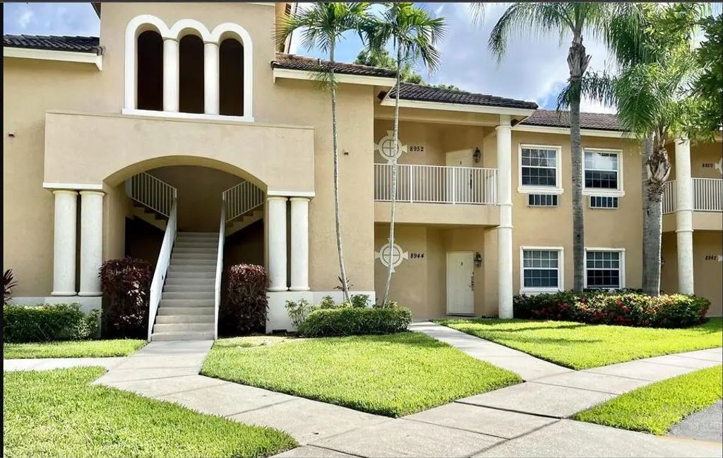 8944 Sandshot Court #4912 Side B, Port St. Lucie