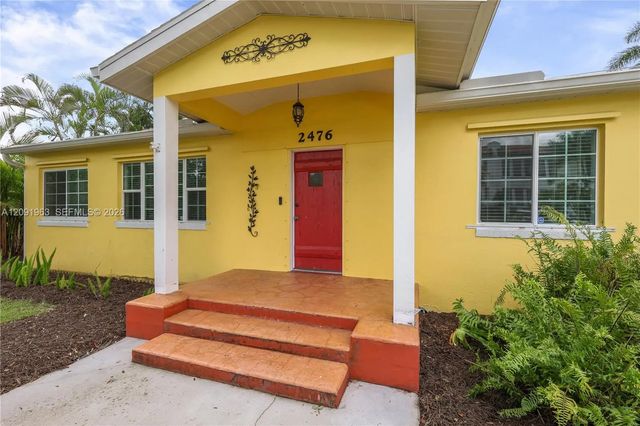 2 of 50 - 2476 Euclid Avenue, Fort Myers, FL