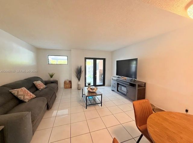 5 of 32 - 4085 W 8th Court #82, Hialeah, FL
