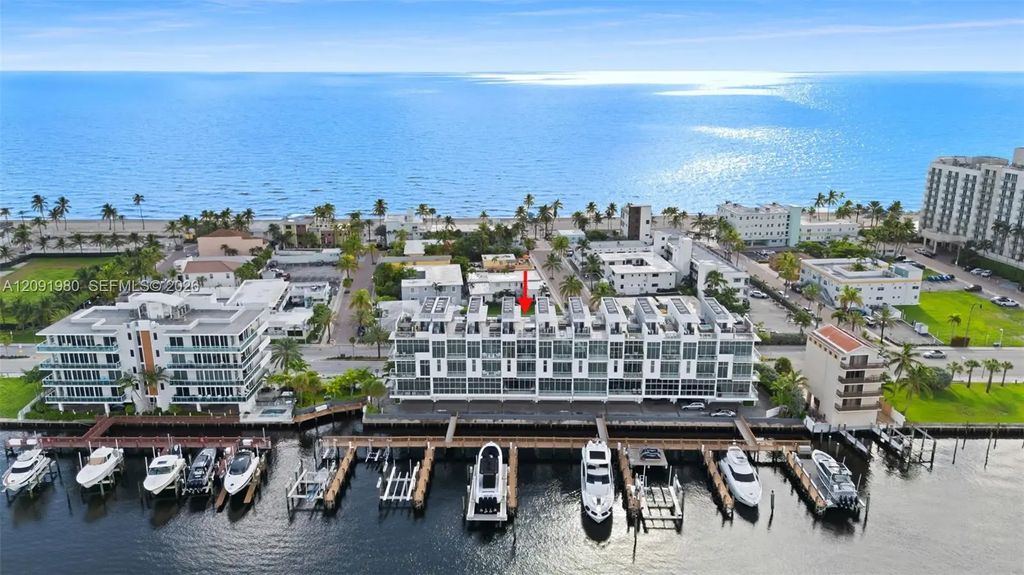 2860 N Ocean Drive, Hollywood