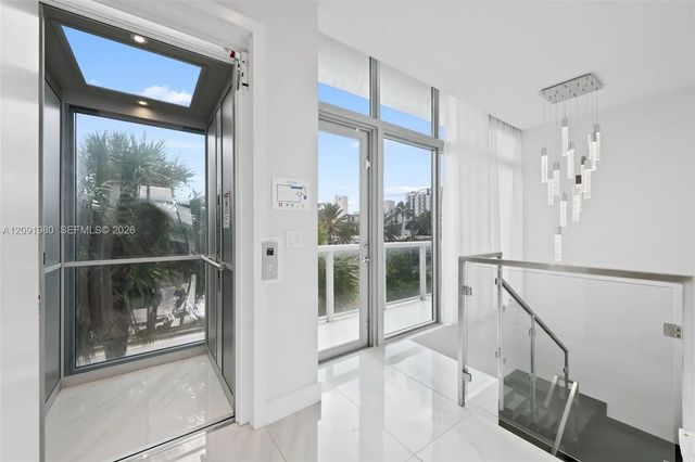 5 of 33 - 2860 N Ocean Drive, Hollywood, FL