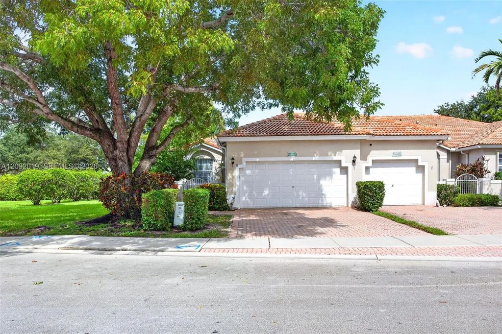 2501 E Aragon Boulevard #1, Sunrise