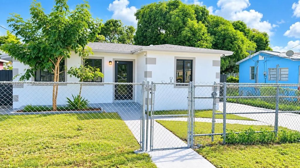 10260 Sw 173rd Street, Miami