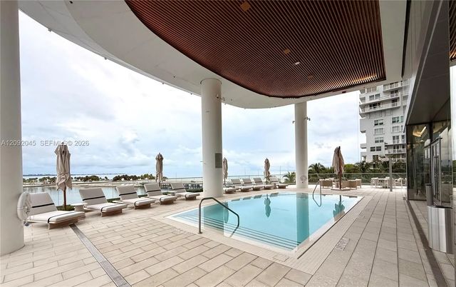 2 of 36 - 175 Se 25th Road #2803, Miami, FL