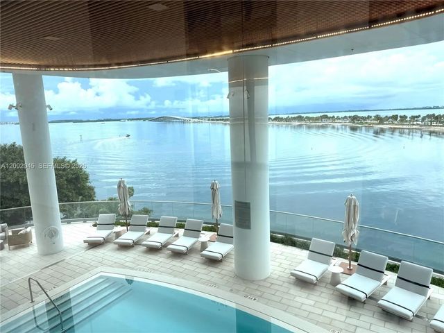 3 of 36 - 175 Se 25th Road #2803, Miami, FL