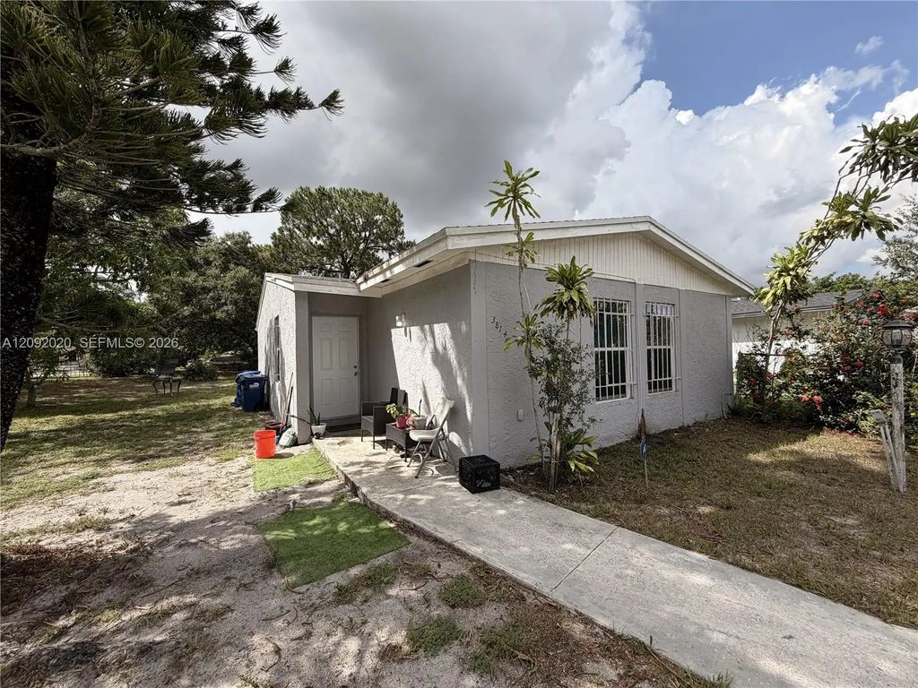 3814 Nw 213th Street, Miami Gardens