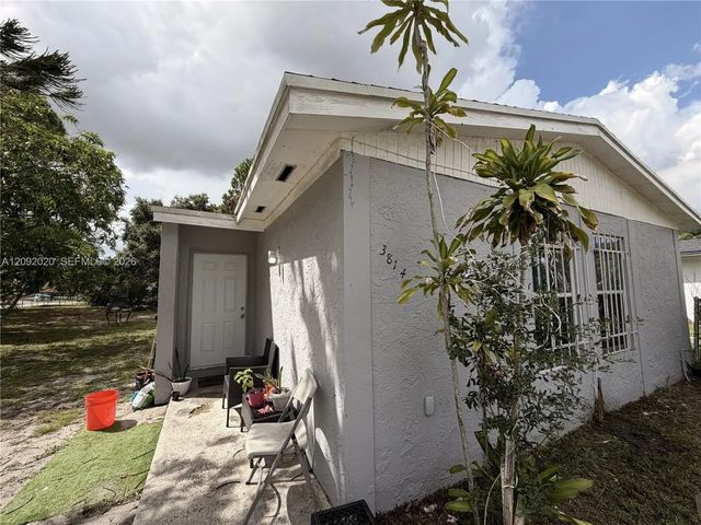 5 of 15 - 3814 Nw 213th Street, Miami Gardens, FL