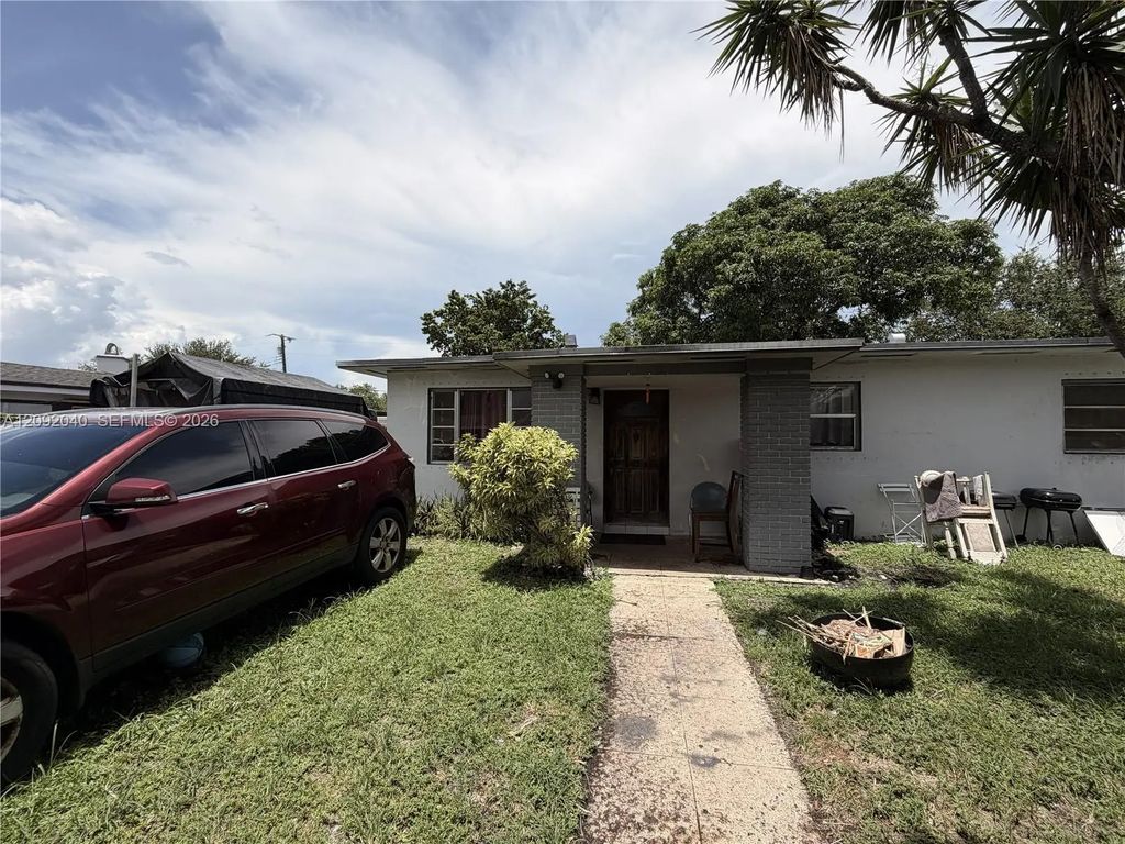 10124 Nw 25th Avenue, Miami