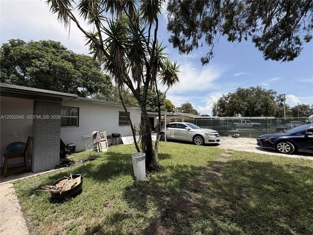 2 of 17 - 10124 Nw 25th Avenue, Miami, FL