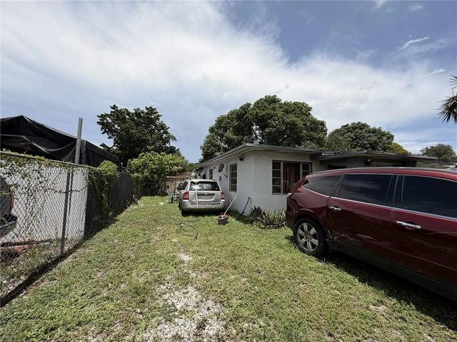 5 of 17 - 10124 Nw 25th Avenue, Miami, FL