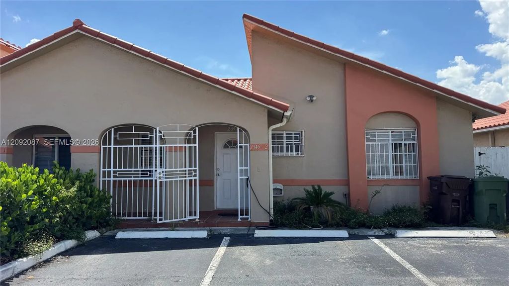 2345 W 69th Street #2345-b, Hialeah