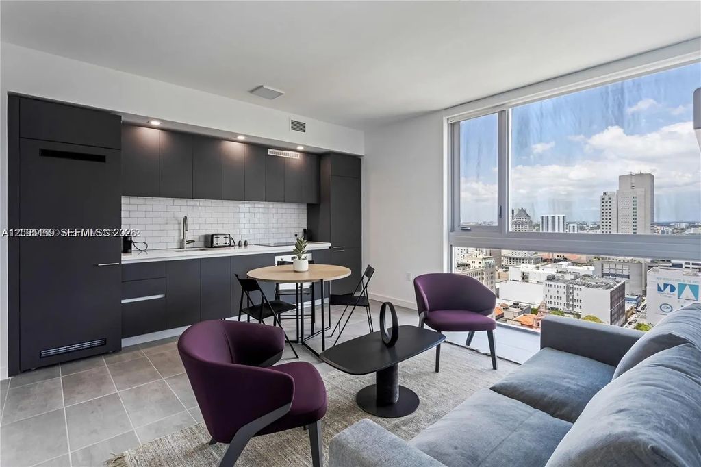 227 Ne 2nd Street #2806, Miami