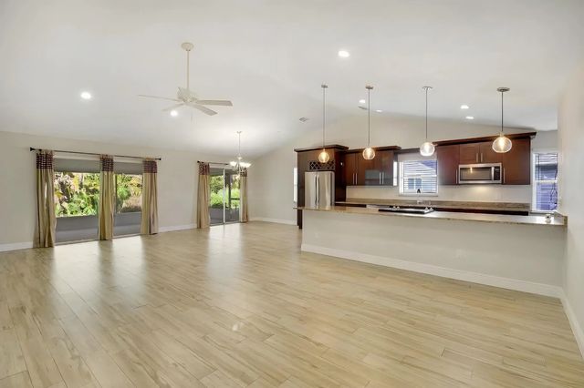 5 of 47 - 6625 Se Wigeon Court, Stuart, FL