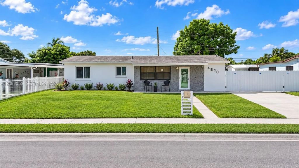 4870 Nw 169th Street, Miami Gardens