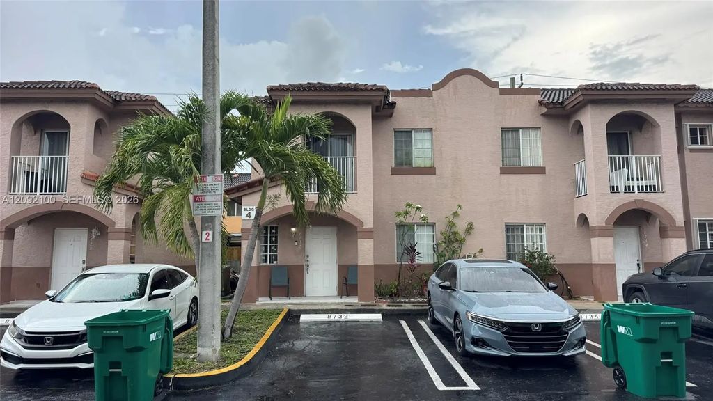 8732 Nw 107th Terrace #8732, Hialeah Gardens
