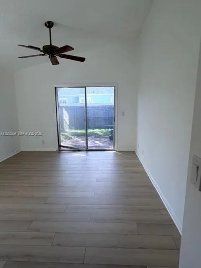 5 of 21 - 5688 Dewberry Way, West Palm Beach, FL
