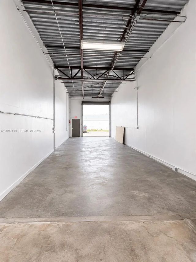 3 of 4 - 1901 Nw 32nd Street #6, Pompano Beach, FL