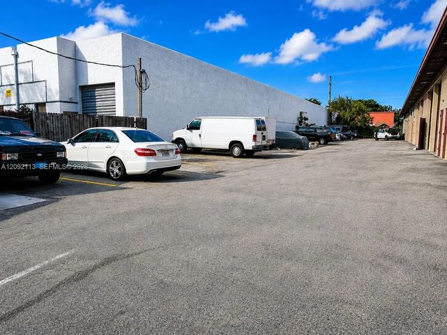 4 of 4 - 1901 Nw 32nd Street #6, Pompano Beach, FL