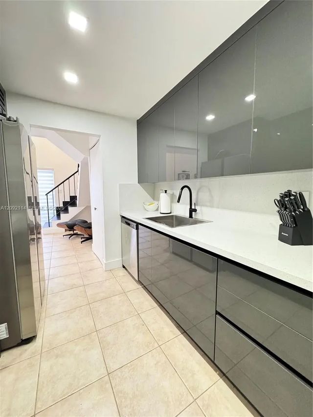 3 of 13 - 8650 Sw 109th Avenue #3-116, Miami, FL