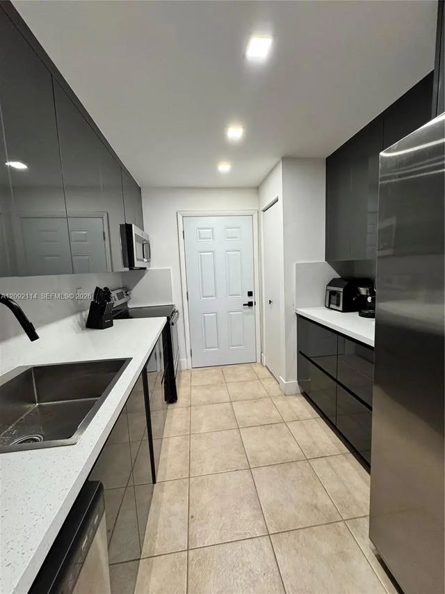 5 of 13 - 8650 Sw 109th Avenue #3-116, Miami, FL