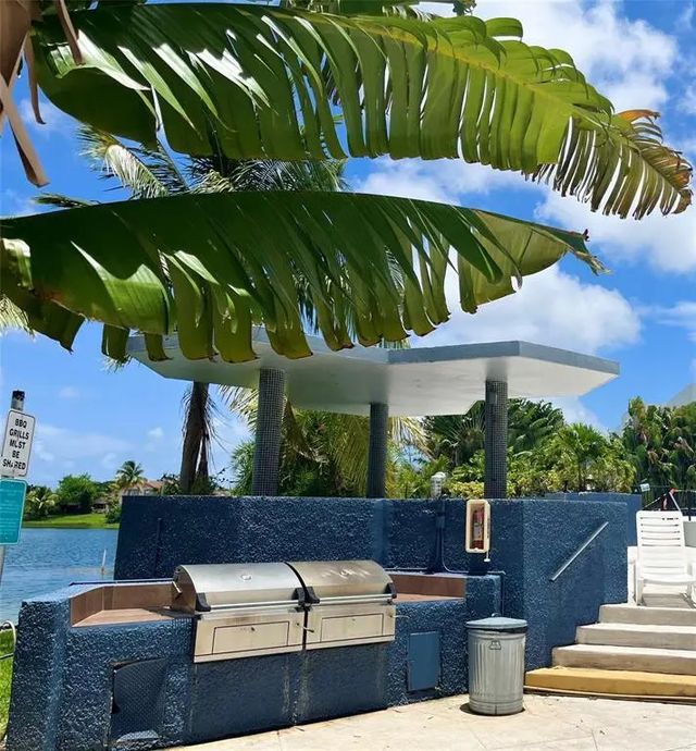 5 of 36 - 879 Ne 195th Street #apt 227, Miami, FL