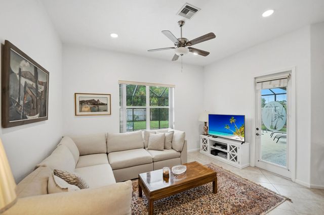 4 of 52 - 726 Sw Jaslo Avenue, Port St. Lucie, FL