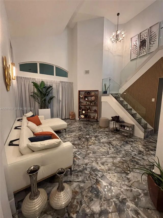 2 of 8 - 7983 Nw 114th Place, Doral, FL