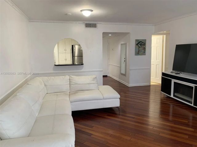 3 of 29 - 3702 Ne 171st Street #6, North Miami Beach, FL