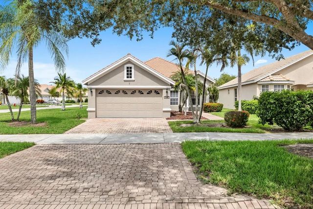 3 of 50 - 827 Sw Lake Charles Circle, Port St. Lucie, FL