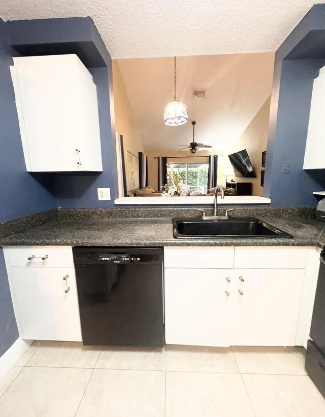 4 of 20 - 949 Honeytree Lane #a, Wellington, FL