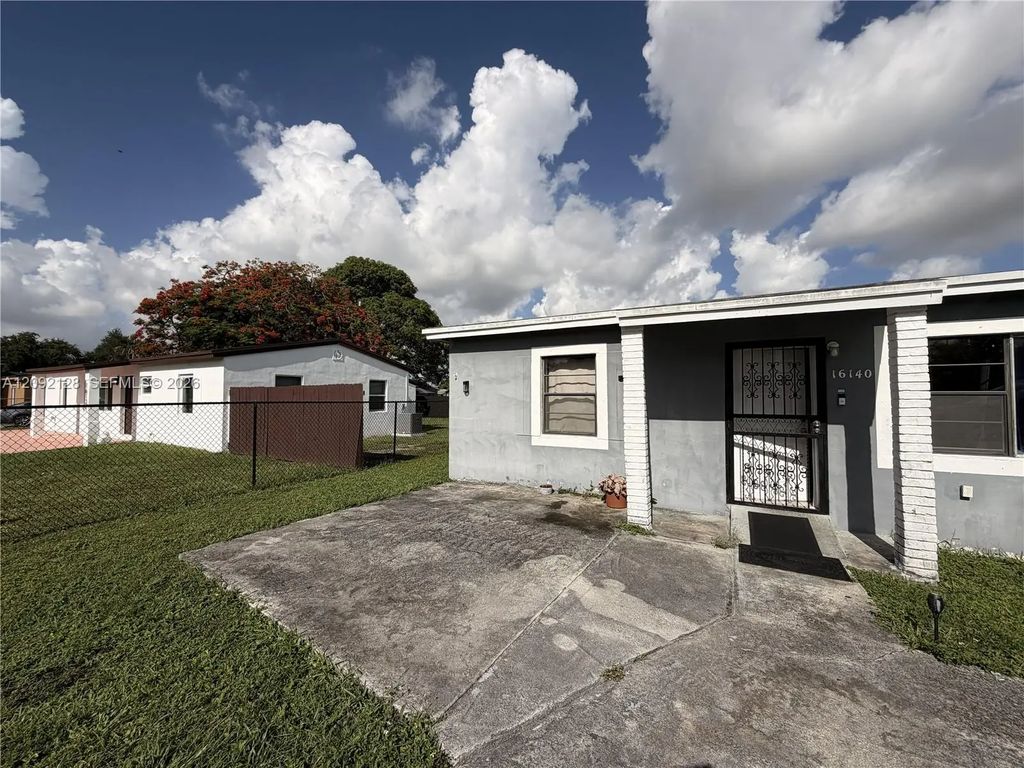 16140 Nw 28th Court, Miami Gardens
