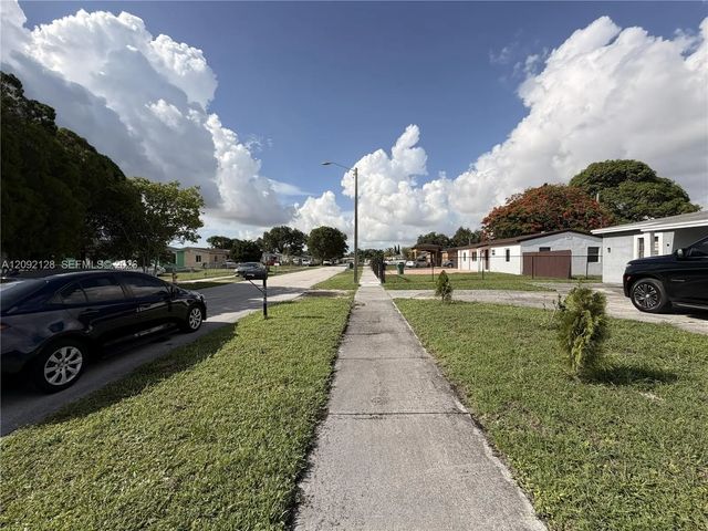 3 of 23 - 16140 Nw 28th Court, Miami Gardens, FL