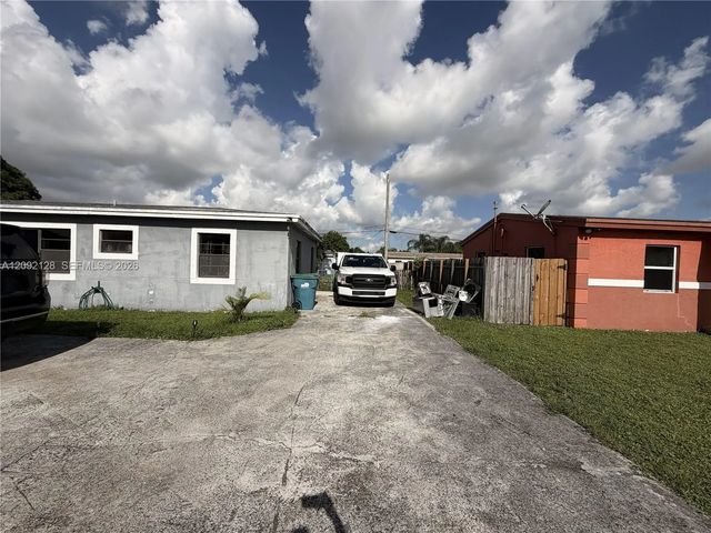 4 of 23 - 16140 Nw 28th Court, Miami Gardens, FL