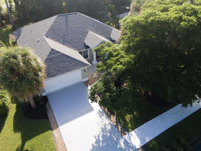 4 of 38 - 188 Sw Fernleaf Trail, Port St. Lucie, FL