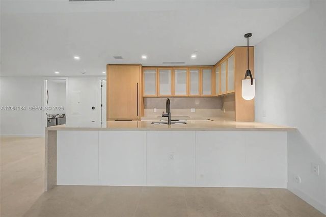 4 of 31 - 2200 Brickell Avenue #405, Miami, FL