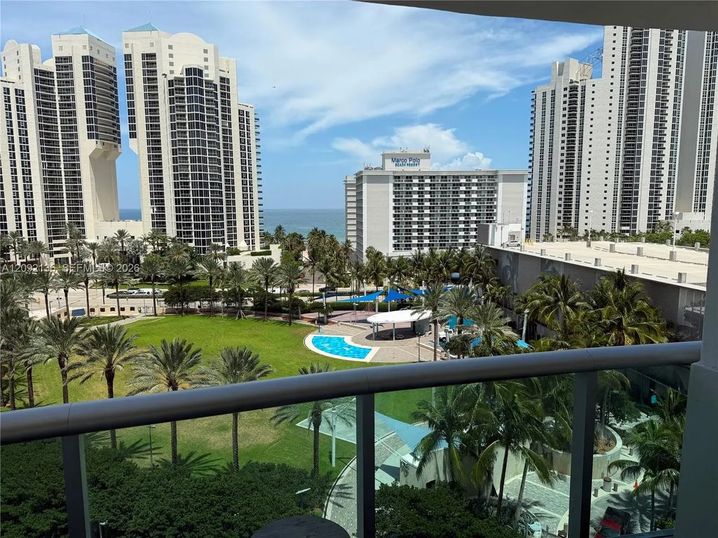 19370 Collins Avenue #911, Sunny Isles Beach
