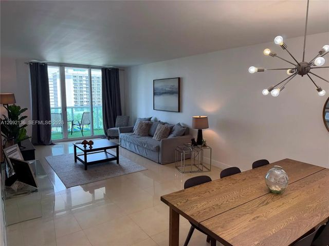 3 of 15 - 19370 Collins Avenue #911, Sunny Isles Beach, FL
