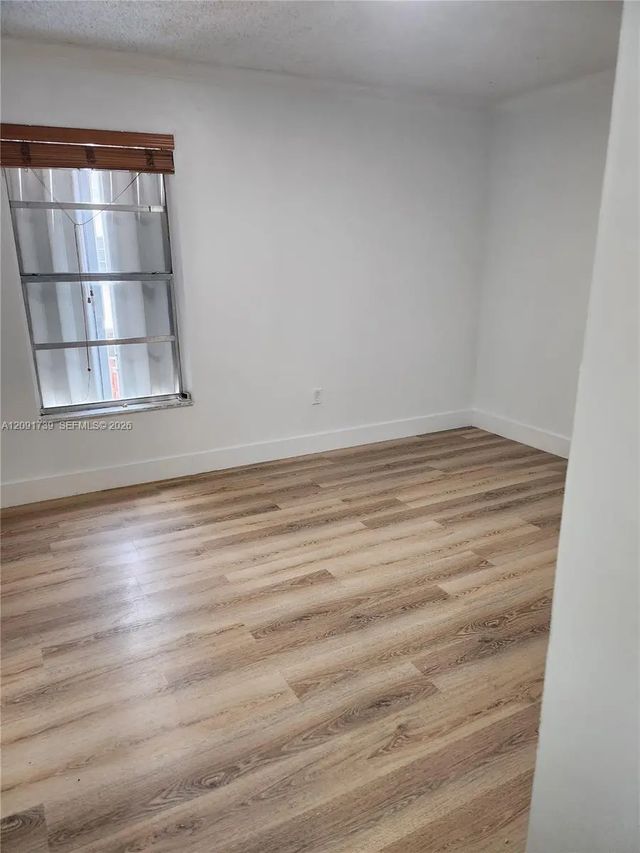 4 of 18 - 1725 W 60th Street #f202, Hialeah, FL