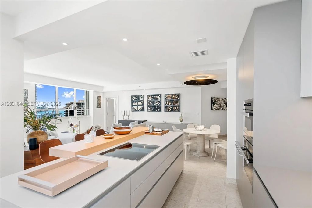 801 Brickell Key Boulevard #1512, Miami
