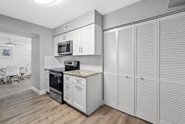 3 of 4 - 950 Egret Circle #5206, Delray Beach, FL